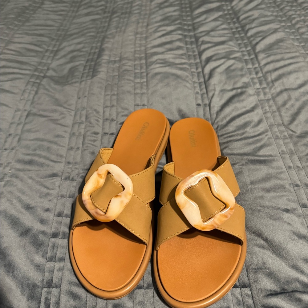 OluKai sandals